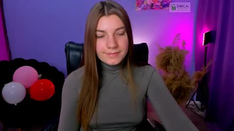 Snapshot of pure_radiance chatting on 02.23.25 Ask me3 online show from 02.23.25