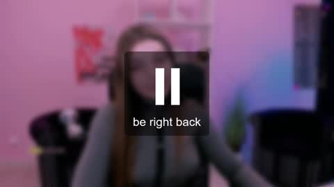 Snapshot of pure_radiance chatting on 03.11.25 Ask me3 online show from 03.11.25