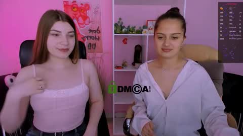 Snapshot of pure_radiance chatting on 09.25.25 Ask me3 online show from 09.25.25