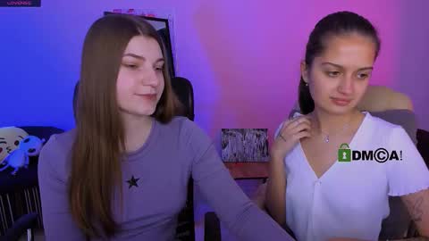 Snapshot of pure_radiance chatting on 10.13.25 Ask me3 online show from 10.13.25