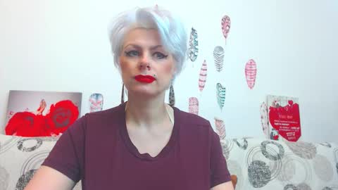 Snapshot of pure_seduce_wow chatting on 01.12.26 Goldie online show from 01.12.26