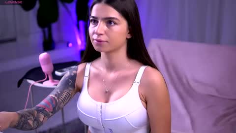 Emily online show from 10.24.25