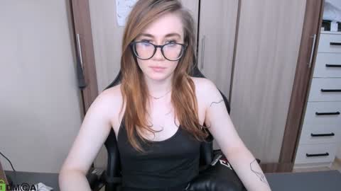 I am Mila online show from 12.25.24
