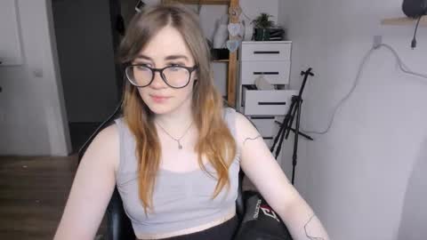 I am Mila online show from 09.15.25