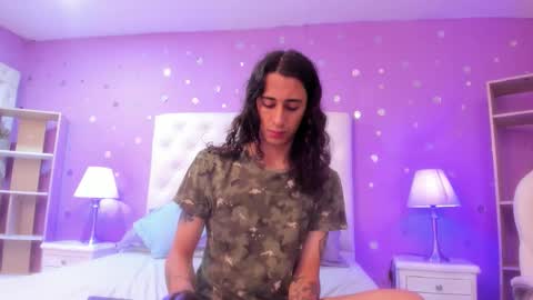 Snapshot of puretemptation_ chatting on 02.22.26 Experienced guys online show from 02.22.26