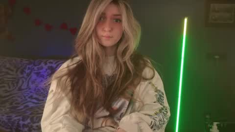 Bella online show from 04.15.26