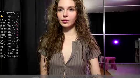 Sasha  wait you here 6 of November. will celebrate my B- day online show from 12.14.25