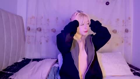 Purple Lilith online show from 11.20.25