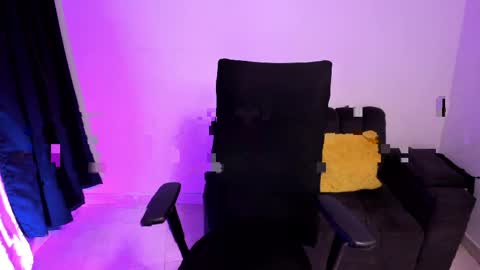 MEGANNNN online show from 04.06.26