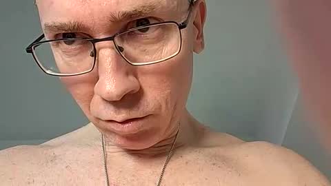 Snapshot of pussy_licker69__ chatting on 10.17.25 Pussy Licker - Womens Orgasm Paradise online show from 10.17.25