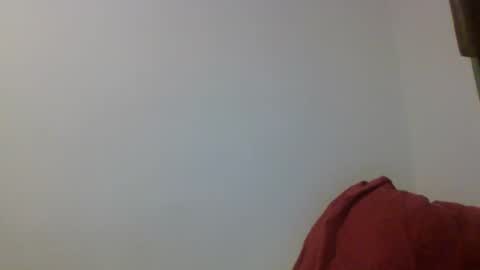 Snapshot of pussyboy32947 chatting on 10.05.25 pussyboy32947 online show from 10.05.25