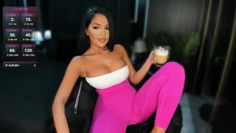 Andreea online show from 10.16.25