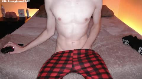 pussylover2182 online show from 09.27.25