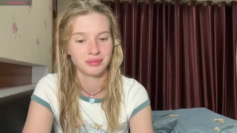 Lina online show from 04.15.26