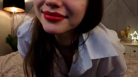 Ellie online show from 10.21.25