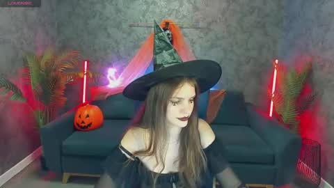 Ellie online show from 10.28.25