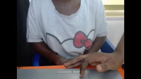 Snapshot of pussypinkx chatting on 11.15.25 pussypinkx online show from 11.15.25