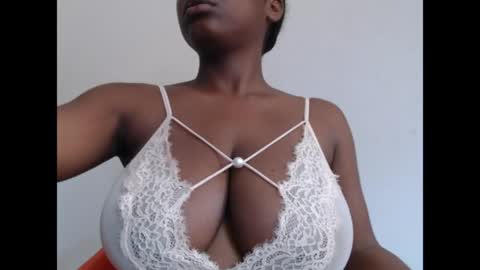 Snapshot of pussyxcockx chatting on 05.21.26 pussyxcockx online show from 05.21.26