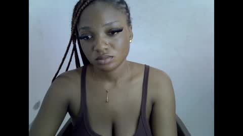 Snapshot of pussyxwetx chatting on 04.18.26 pussyxwetx online show from 04.18.26
