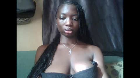 Snapshot of pweedy_ora chatting on 06.21.26 ora online show from 06.21.26