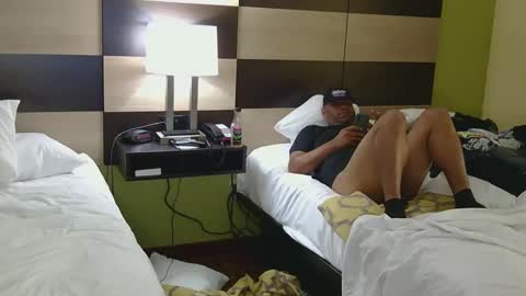 Snapshot of pwnst3rz chatting on 12.07.24 pwnst3rz online show from 12.07.24