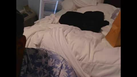 Snapshot of pwnst3rz chatting on 01.06.25 pwnst3rz online show from 01.06.25