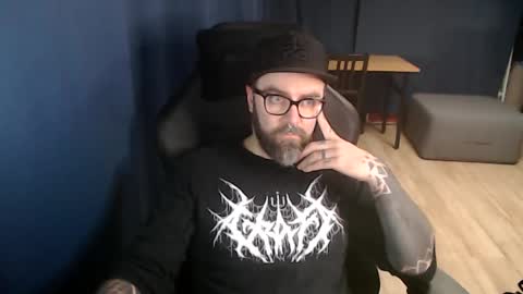 Snapshot of pyroxen chatting on 02.06.26 Yog Sothoth online show from 02.06.26