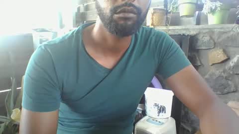 Snapshot of python974 chatting on 12.27.24 Python online show from 12.27.24