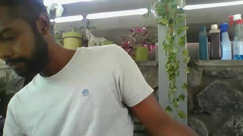 Snapshot of python974 chatting on 01.01.25 Python online show from 01.01.25