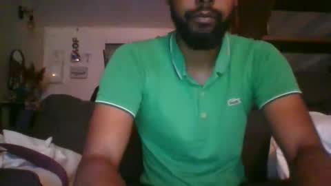 Snapshot of python974 chatting on 09.09.25 Python online show from 09.09.25