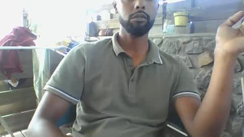 Snapshot of python974 chatting on 10.05.25 Python online show from 10.05.25