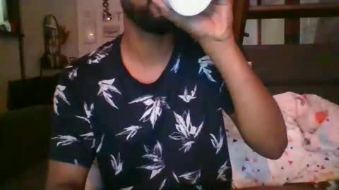 Snapshot of python974 chatting on 10.06.25 Python online show from 10.06.25