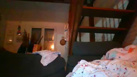 Snapshot of python974 chatting on 10.26.25 Python online show from 10.26.25