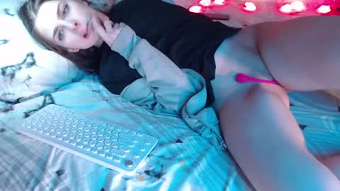Snapshot of q_t_pie chatting on 01.03.25 Lita rat online show from 01.03.25