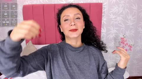 qadeshh  online show from 01.15.25