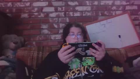 Br4tty Bunny online show from 01.12.26