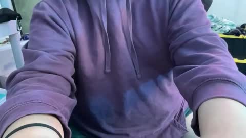 qualitative online show from 01.07.26