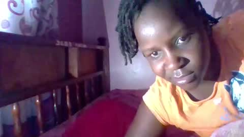 queen014 online show from 11.16.25