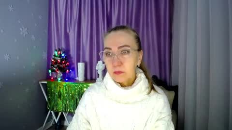 Snapshot of queen_a_n_i chatting on 01.03.25 A N I Ill be here on December 1st online show from 01.03.25