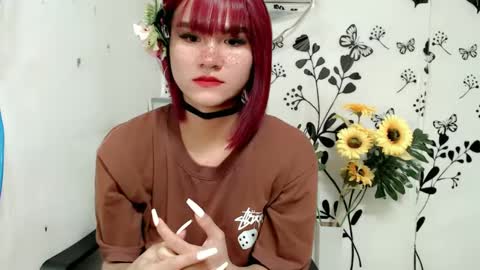 Snapshot of queen_elicktra chatting on 12.11.24 JOY online show from 12.11.24