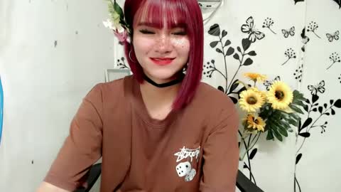 Snapshot of queen_elicktra chatting on 12.11.24 JOY online show from 12.11.24