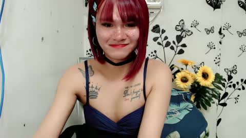 Snapshot of queen_elicktra chatting on 12.14.24 JOY online show from 12.14.24