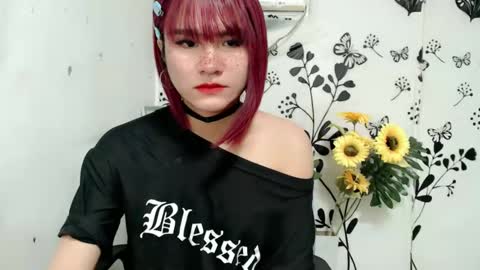 Snapshot of queen_elicktra chatting on 12.23.24 JOY online show from 12.23.24