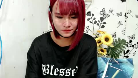 Snapshot of queen_elicktra chatting on 01.05.25 JOY online show from 01.05.25