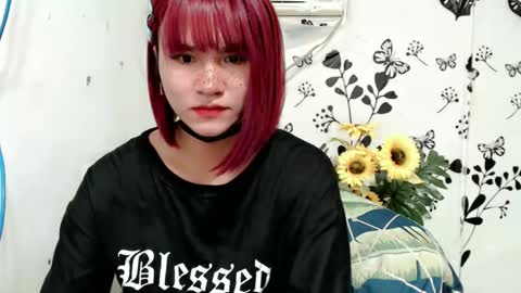 Snapshot of queen_elicktra chatting on 01.05.25 JOY online show from 01.05.25