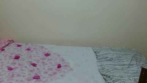 Snapshot of queen_ema chatting on 10.26.25 queen ema online show from 10.26.25