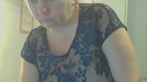 queen_jane8 online show from 12.14.24