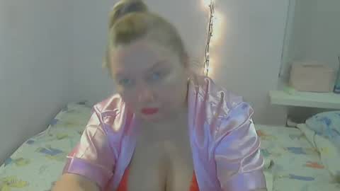 queen_jane8 online show from 12.18.24
