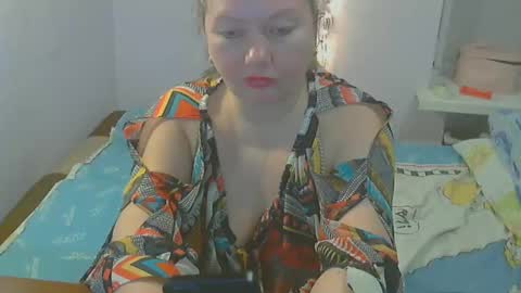 queen_jane8 online show from 12.24.24