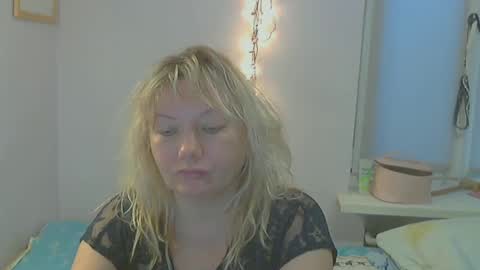queen_jane8 online show from 02.14.25